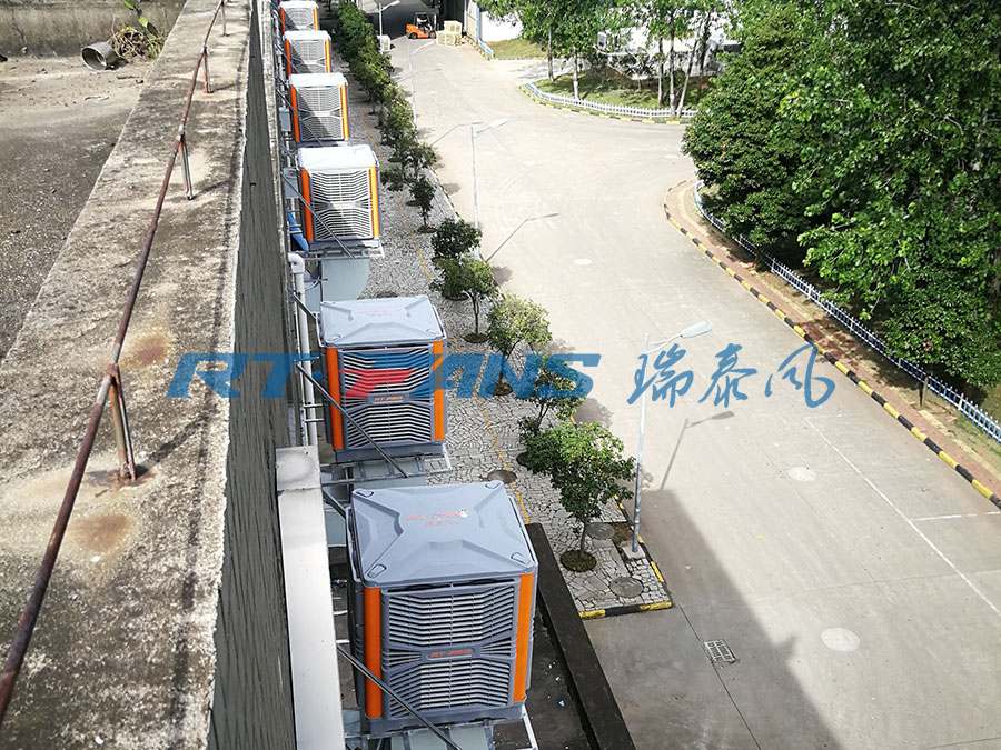 廠房降溫設(shè)備,環(huán)逼噬牛空調(diào),瑞泰風(fēng)冷風(fēng)機(jī)